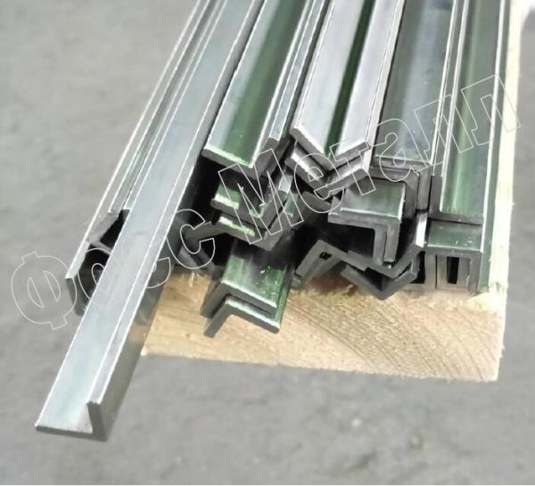 Угол нержавеющий холоднотянутый равнополочный AISI 304 10х10х2